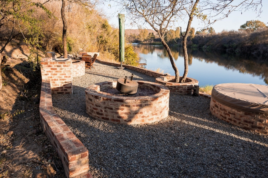 8 Bedroom Property for Sale in Potchefstroom Rural North West